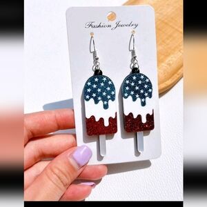 NWT Red, White & Blue Acrylic Popsicle Earrings.